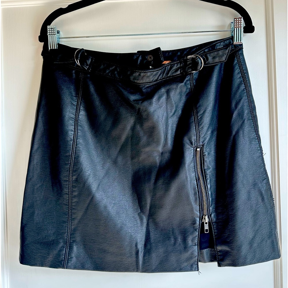 Brand New Free People Faux Leather Mini Skirt